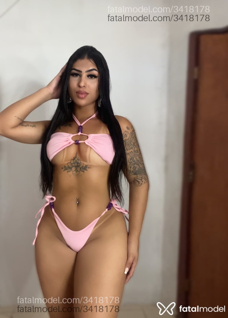 Acompanhante mulher trans morena (o) de olhos castanhos - Ynara