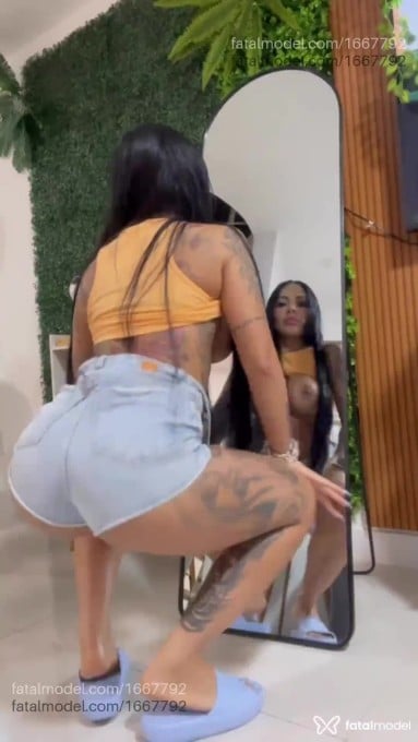 Acompanhante mulher morena (o) de olhos castanhos em Virtual - Ana julia