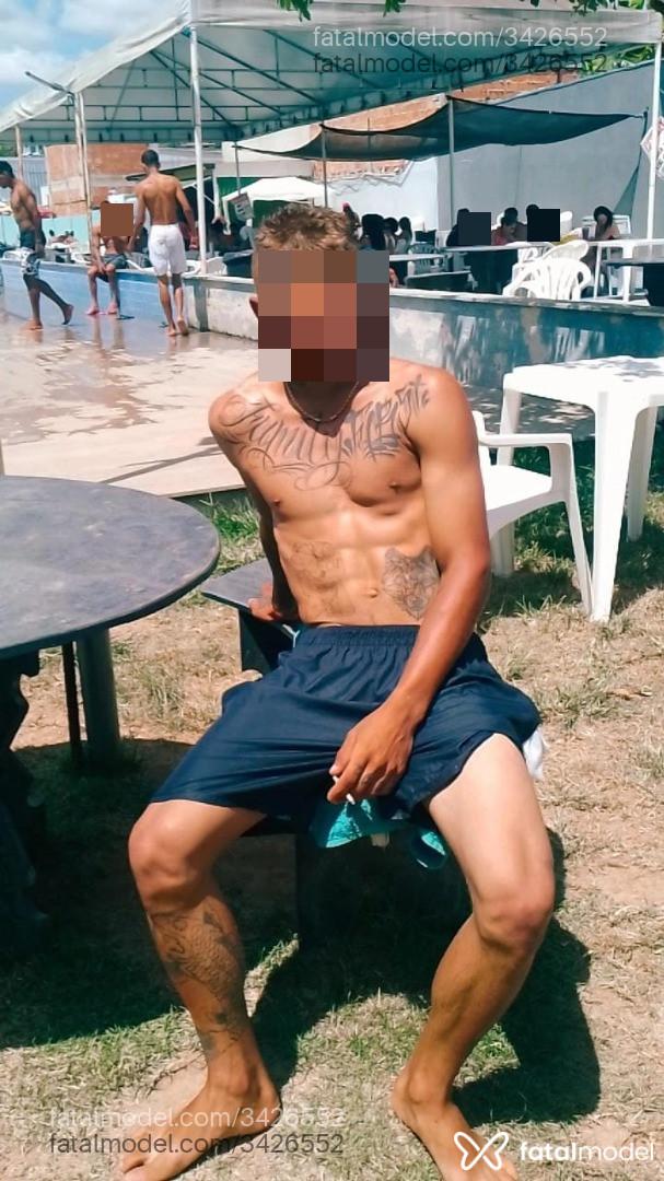 Acompanhante homem loira (o) de olhos azuis em Belo Horizonte Acompanhante homem loira (o) de olhos azuis em Belo Horizonte - Paupratodaobra