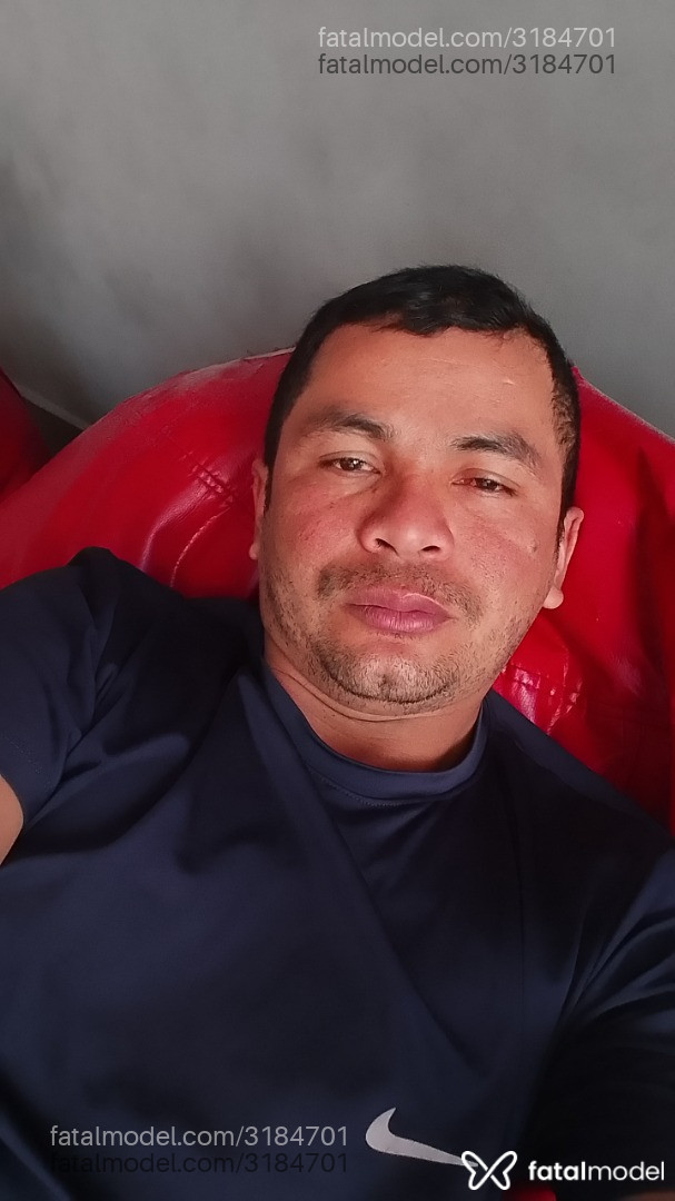Acompanhante homem morena (o) de olhos pretos - Gecivaldo Fonseca Acompanhante homem morena (o) de olhos pretos - Gecivaldo Fonseca
