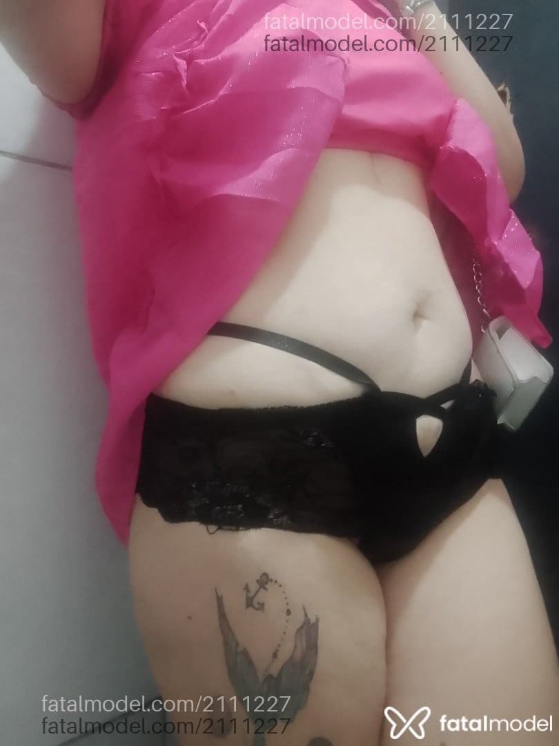 Acompanhante mulher ruiva (o) de olhos mel - Liane