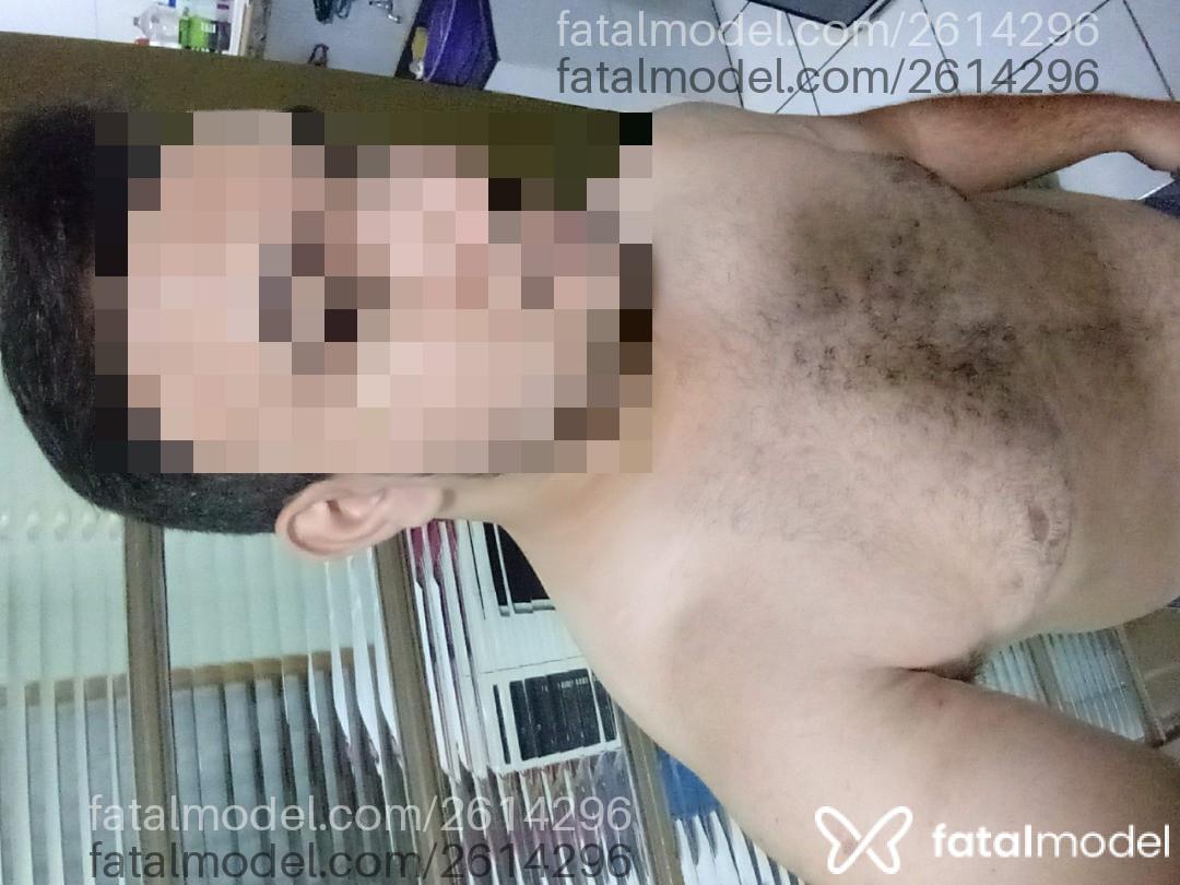 Acompanhante homem com cabelo castanho de olhos castanhos em Sertãozinho - Guizinho