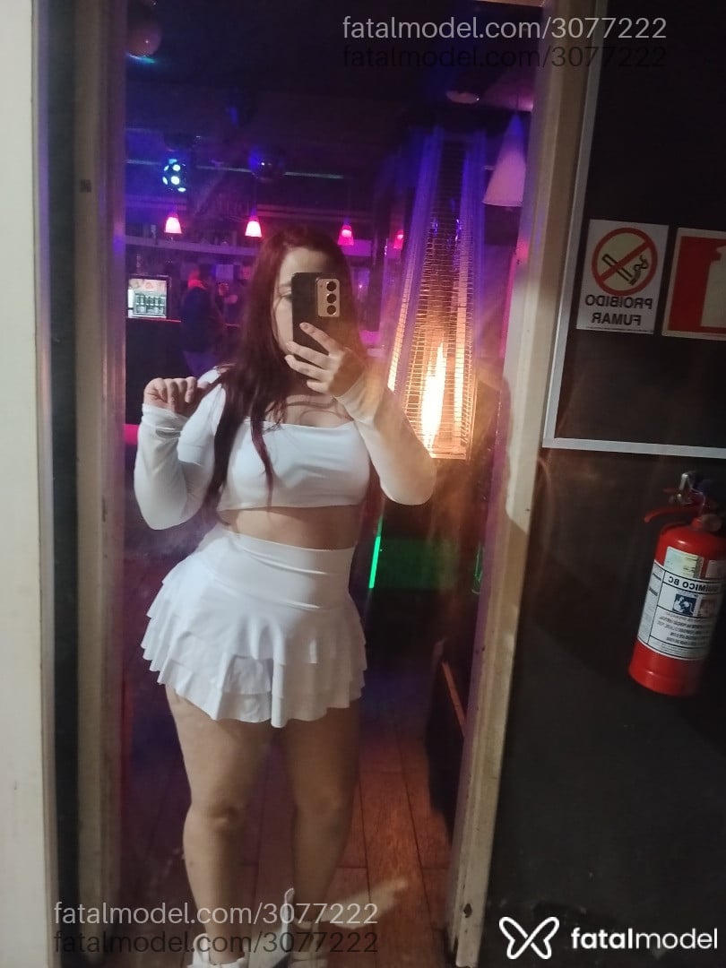 Acompanhante mulher com cabelo castanho de olhos castanhos em Pelotas - Peversa