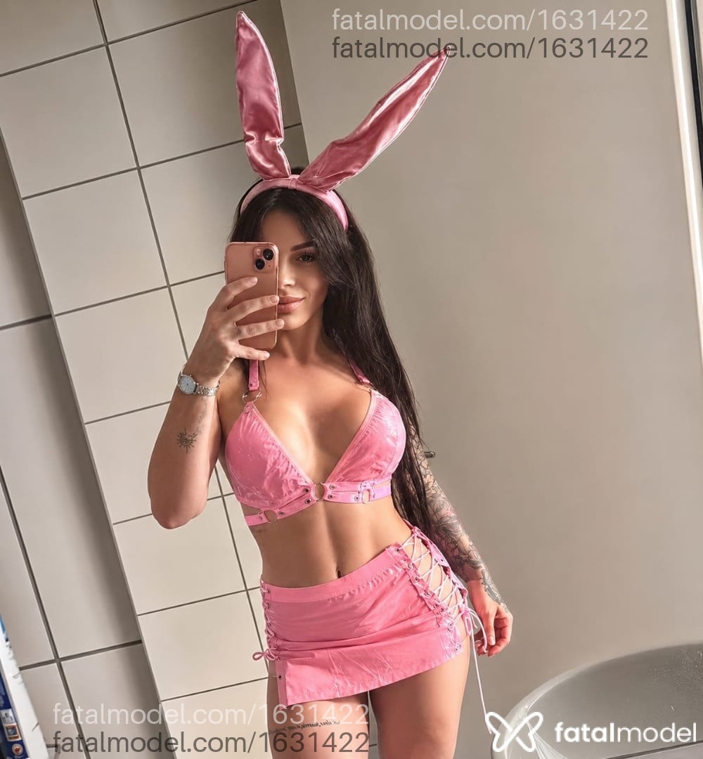 Acompanhante mulher com cabelo castanho de olhos castanhos em Passo Fundo Acompanhante mulher com cabelo castanho de olhos castanhos em Passo Fundo - Luna Zahra