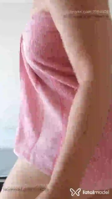 Acompanhante mulher loira (o) de olhos castanhos - Naynha Acompanhante mulher loira (o) de olhos castanhos - Naynha