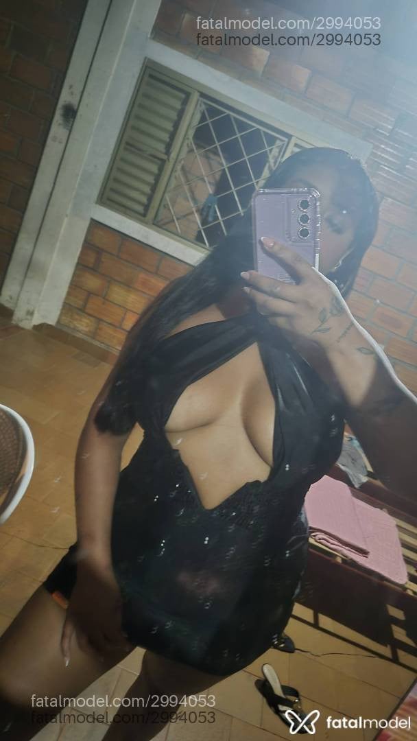 Acompanhante mulher morena (o) de olhos pretos em Mineiros - Natascha Lemos