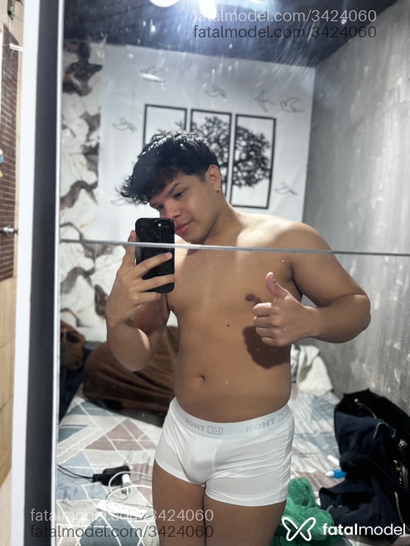 Acompanhante homem morena (o) de olhos pretos - Manauara