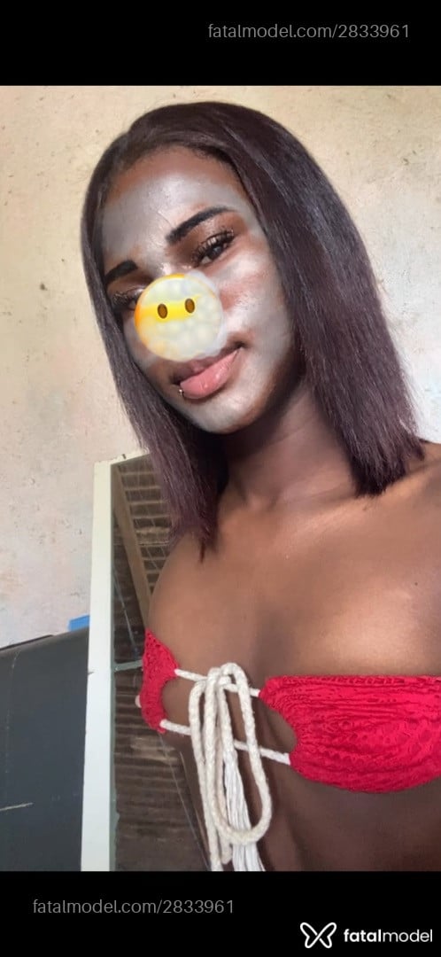 Acompanhante mulher trans morena (o) de olhos pretos em Araruama - Marcelly