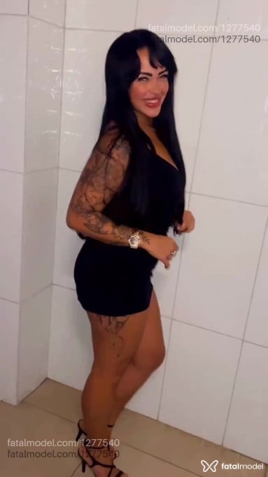 Acompanhante mulher morena (o) de olhos verdes - Fernanda