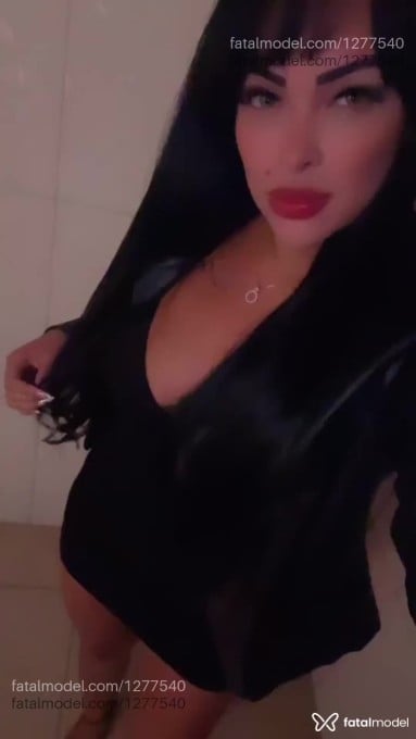 Acompanhante mulher morena (o) de olhos verdes - Fernanda