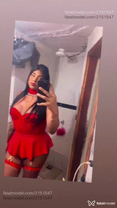 Acompanhante mulher trans morena (o) de olhos pretos - Morena Pietra Acompanhante mulher trans morena (o) de olhos pretos - Morena Pietra