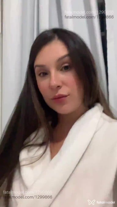 Acompanhante mulher com cabelo castanho de olhos castanhos em Jundiaí - Ariel Ferraz