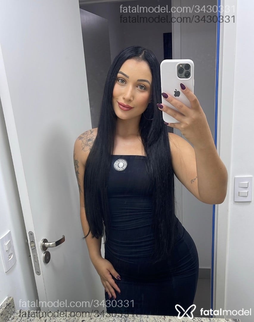Acompanhante mulher morena (o) de olhos verdes em Brusque - Isabelli Soares
