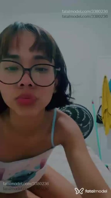Acompanhante mulher com cabelo castanho de olhos castanhos em Vitória - Keilinhas
