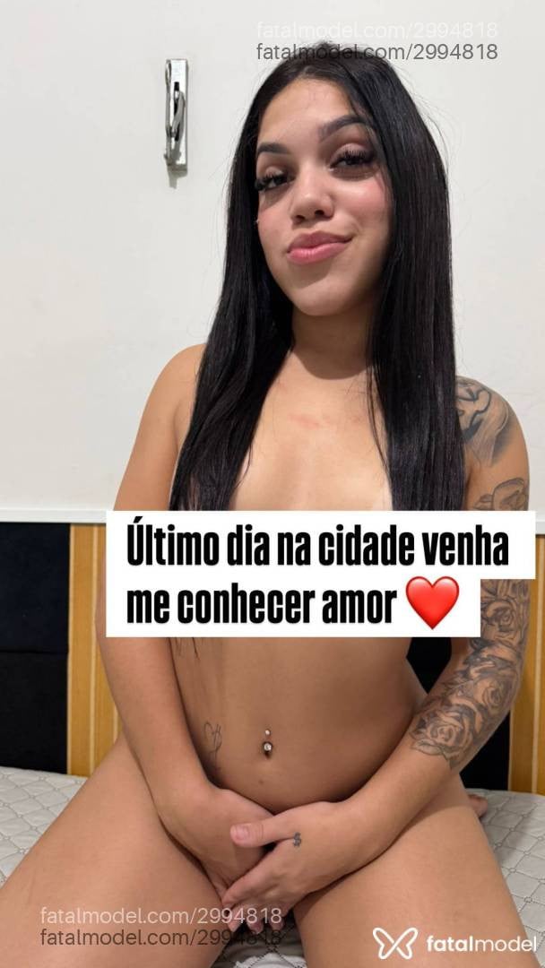 Acompanhante mulher morena (o) de olhos verdes - Victoria Silva
