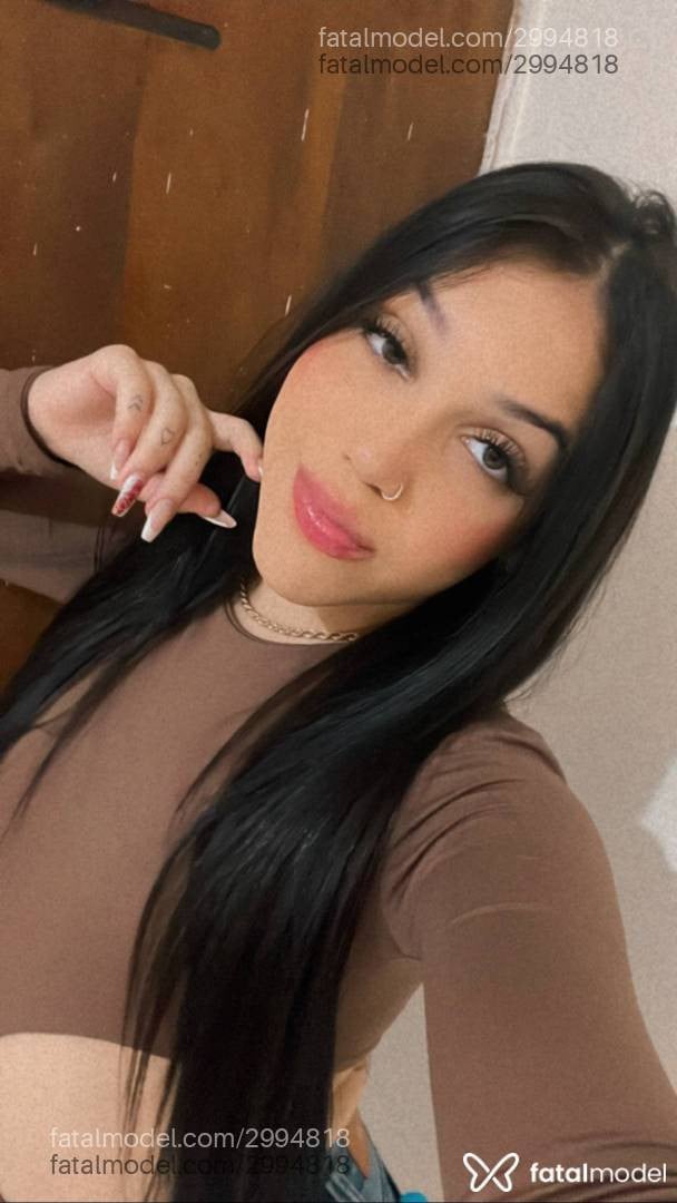 Acompanhante mulher morena (o) de olhos verdes em São José do Rio Preto Acompanhante mulher morena (o) de olhos verdes em São José do Rio Preto - Victoria Silva