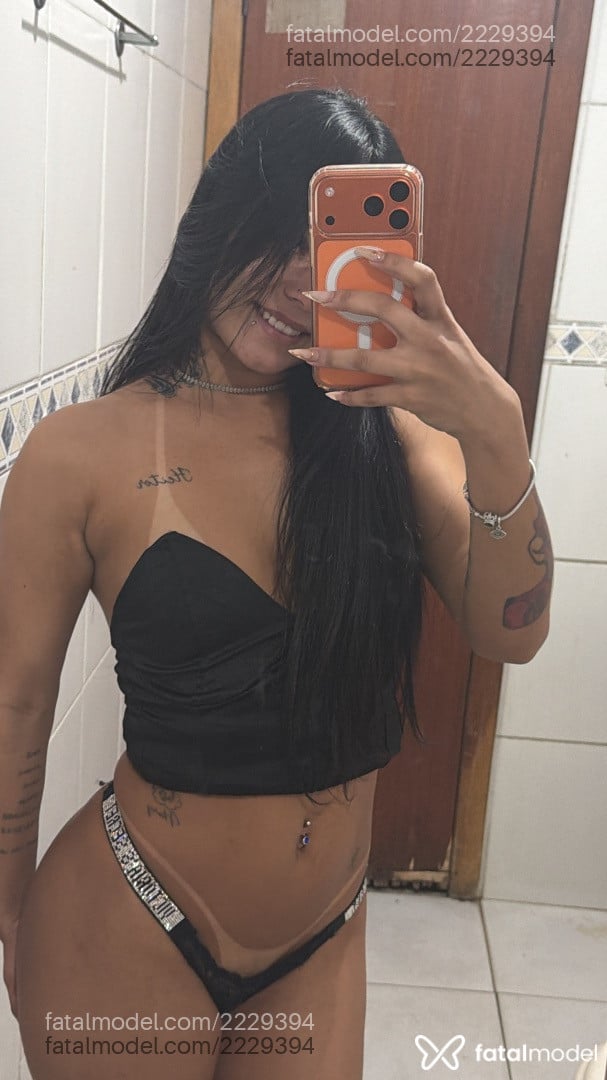 Acompanhante mulher morena (o) de olhos castanhos em Contagem - Isabel