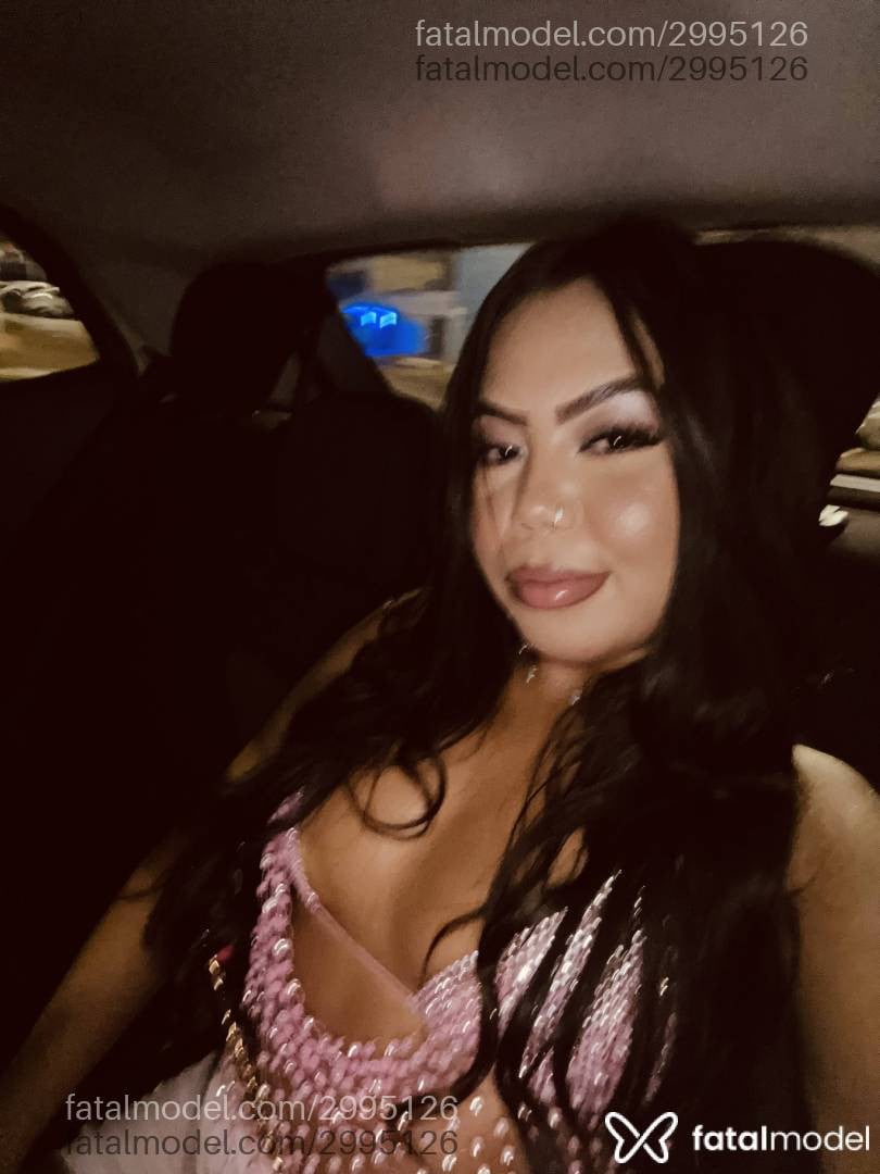 Acompanhante mulher morena (o) de olhos castanhos - Babi Braz