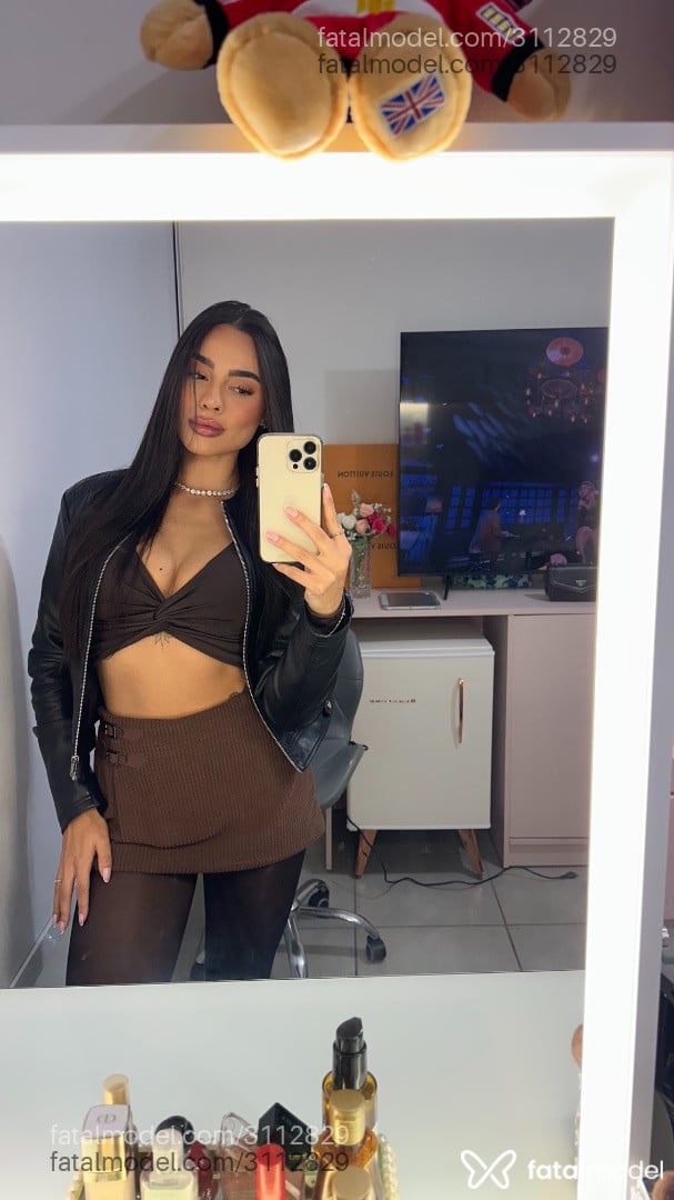 Acompanhante mulher morena (o) de olhos castanhos em Curitiba - Marjorie Lopes