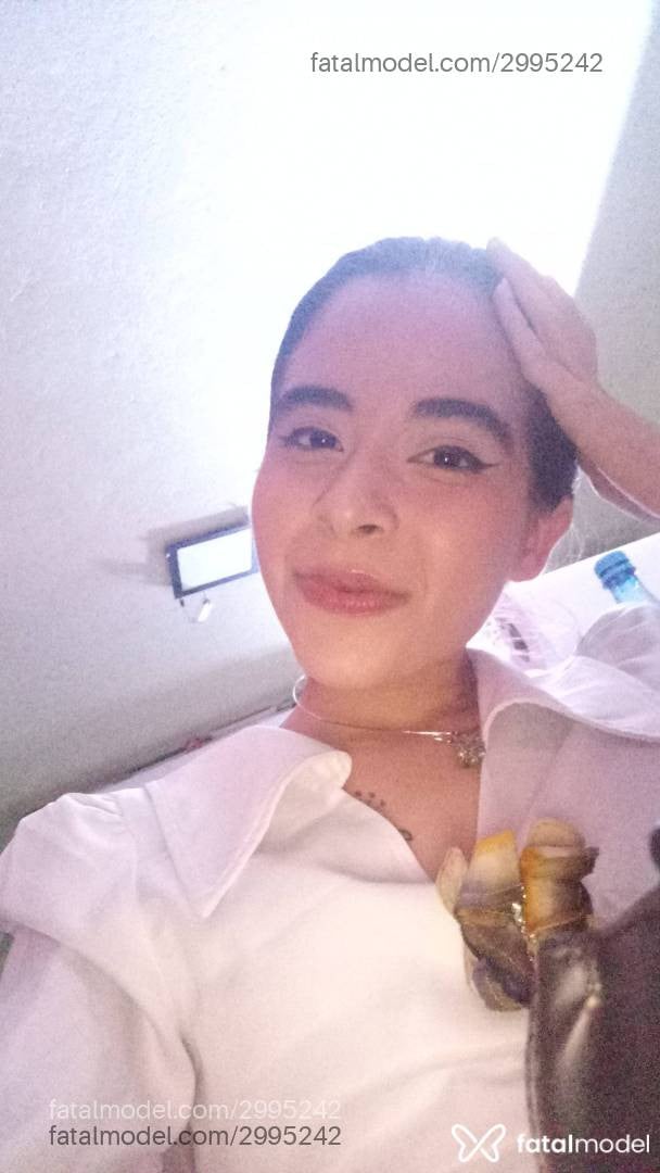 Acompanhante mulher com cabelo castanho de olhos castanhos em Manaus - Ladyletty