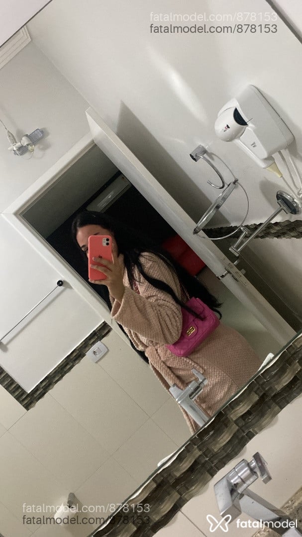 Acompanhante mulher trans morena (o) de olhos castanhos em Juara Acompanhante mulher trans morena (o) de olhos castanhos em Juara - Isa Santanna