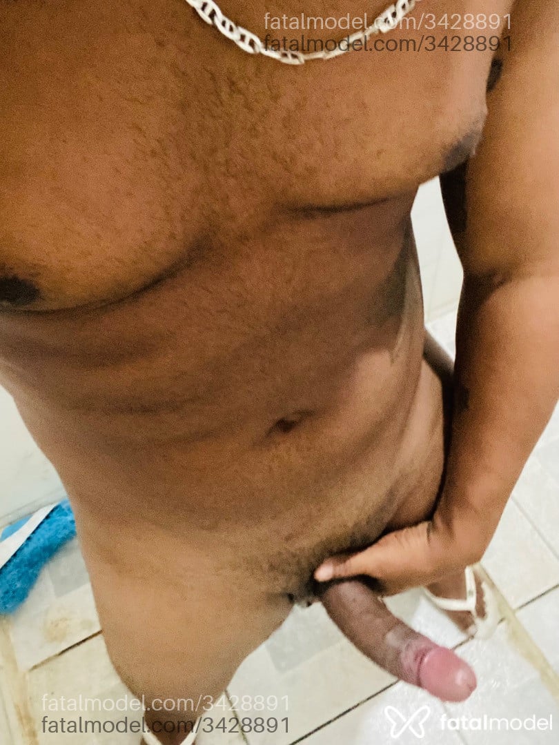 Acompanhante homem morena (o) de olhos castanhos em Maceió - Henrique