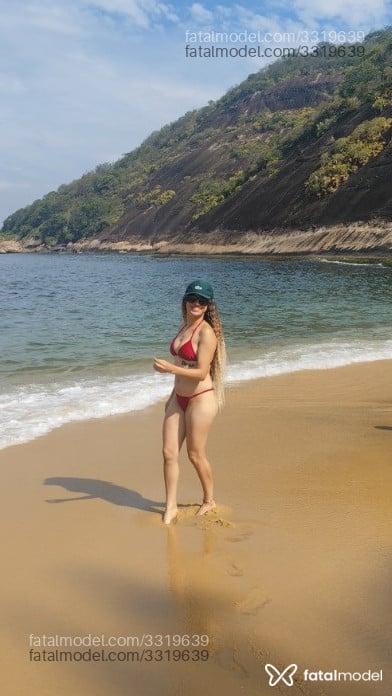 Acompanhante mulher loira (o) de olhos castanhos em Rio de Janeiro - Laura