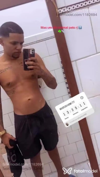 Acompanhante homem com cabelo castanho de olhos castanhos em Rio de Janeiro - Pablo