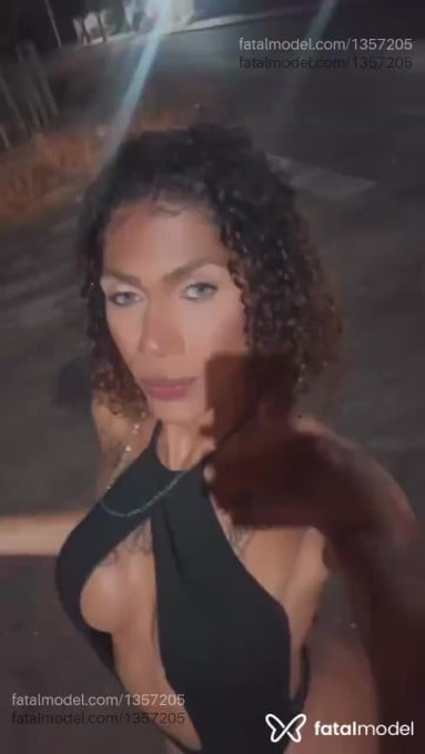 Acompanhante mulher trans loira (o) de olhos azuis em Rondonópolis - Yannynha