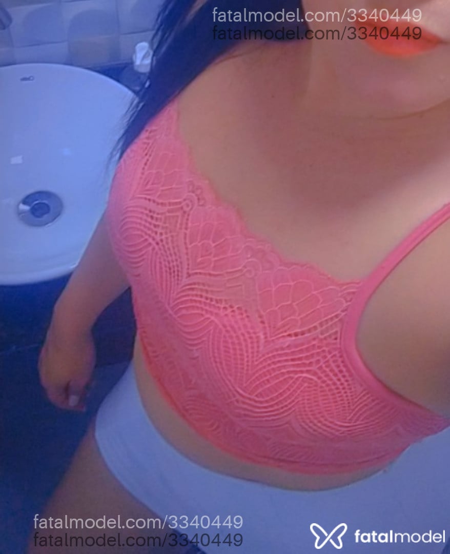 Acompanhante mulher morena (o) de olhos castanhos em Sarzedo - Joia Rara