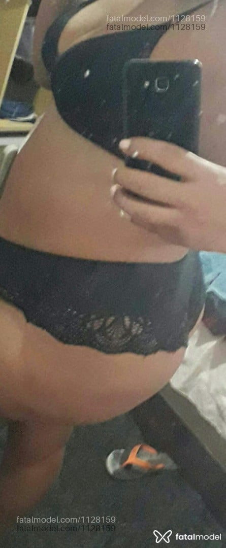 Acompanhante mulher com cabelo castanho de olhos pretos em Dracena Acompanhante mulher com cabelo castanho de olhos pretos em Dracena - Jak Morena