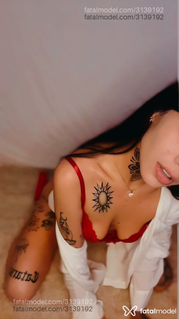 Acompanhante mulher morena (o) de olhos castanhos em Palhoça - Melissa Carvalho