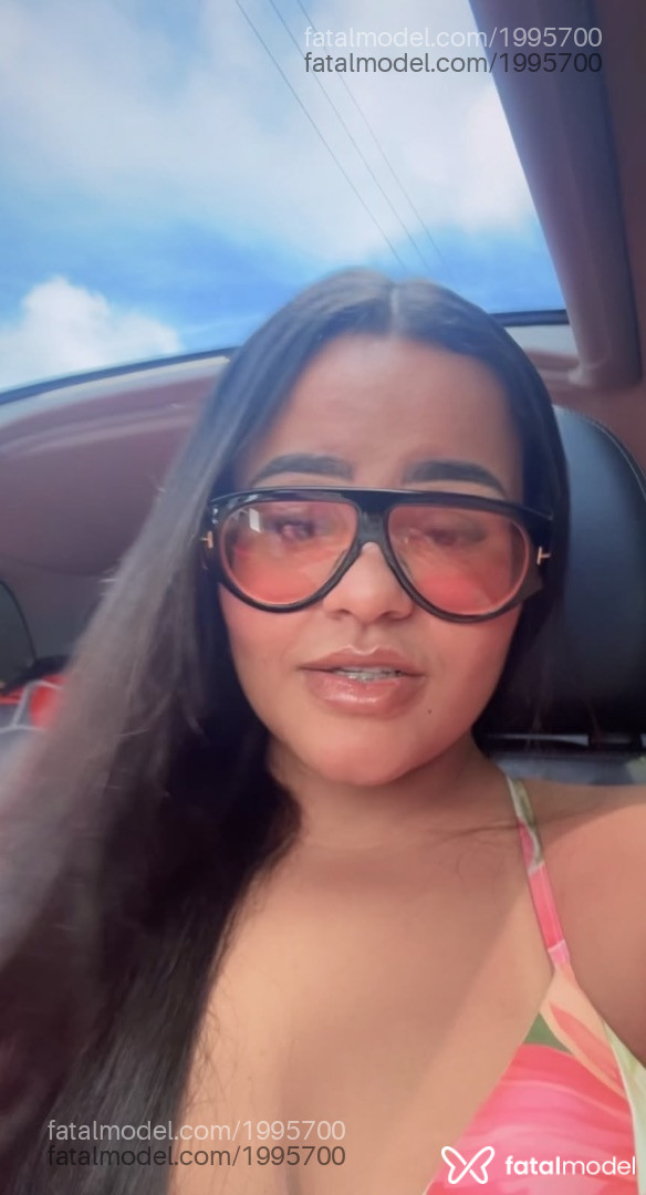 Acompanhante mulher morena (o) de olhos castanhos - Jessica Ferraz