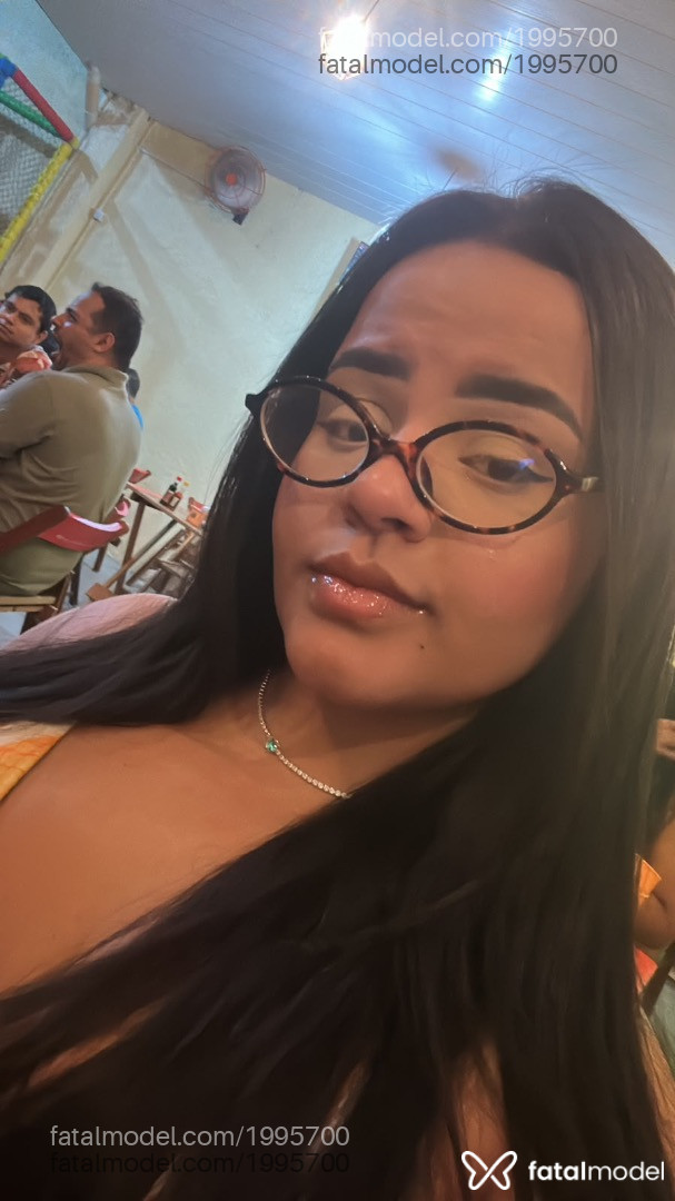 Acompanhante mulher morena (o) de olhos castanhos - Jessica Ferraz