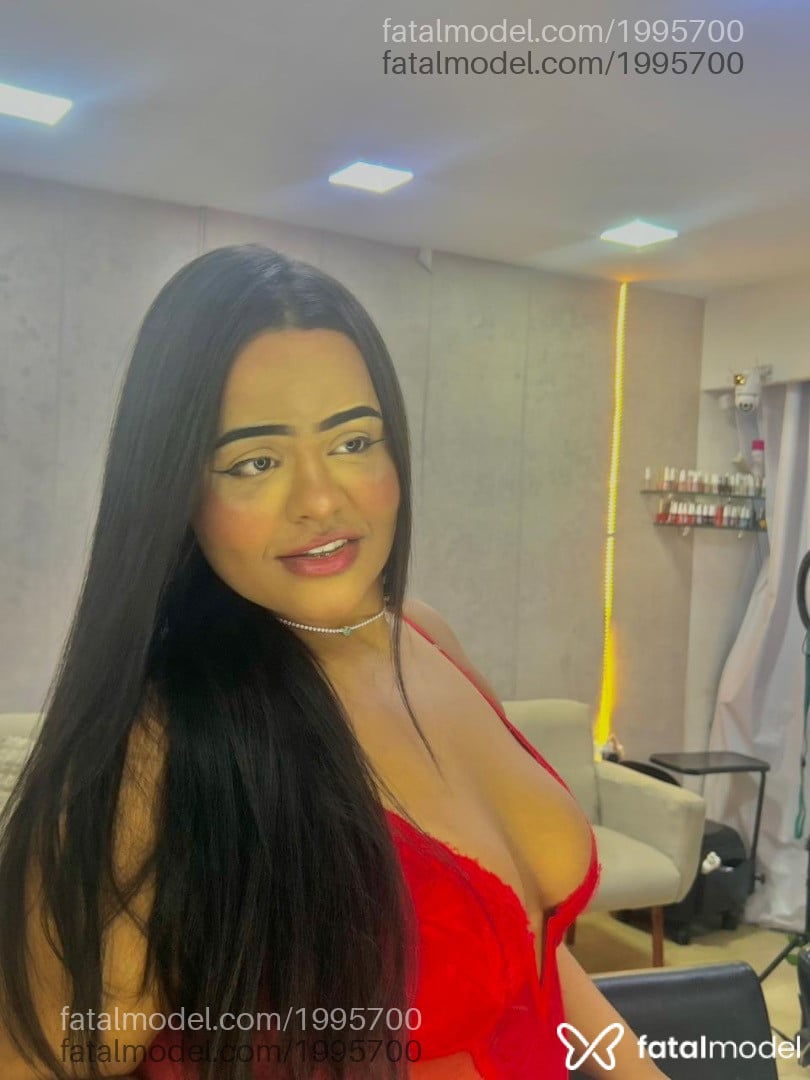 Acompanhante mulher morena (o) de olhos castanhos - Jessica Ferraz