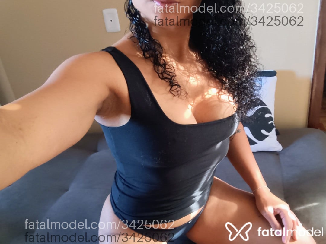 Acompanhante mulher morena (o) de olhos castanhos em Virtual - Mary Luiza