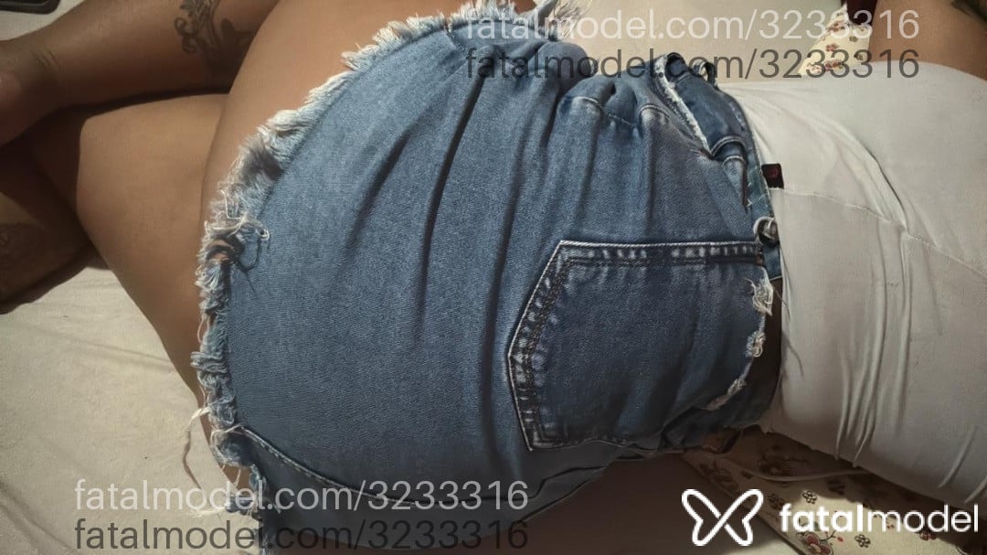 Acompanhante mulher morena (o) de olhos castanhos em Campo Novo do Parecis - Bruna