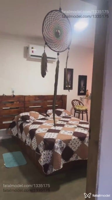 Acompanhante mulher com cabelo castanho de olhos castanhos em Patos Acompanhante mulher com cabelo castanho de olhos castanhos em Patos - Ismeralda
