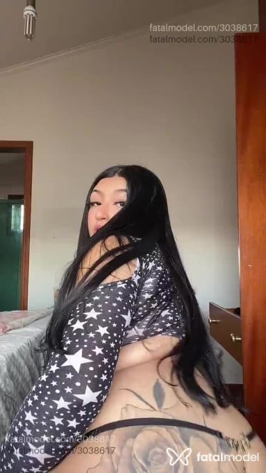 Acompanhante mulher morena (o) de olhos pretos - Millenna Chiovitti Acompanhante mulher morena (o) de olhos pretos - Millenna Chiovitti