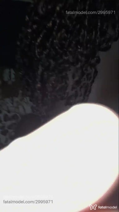 Acompanhante mulher com cabelo castanho de olhos castanhos - Preta