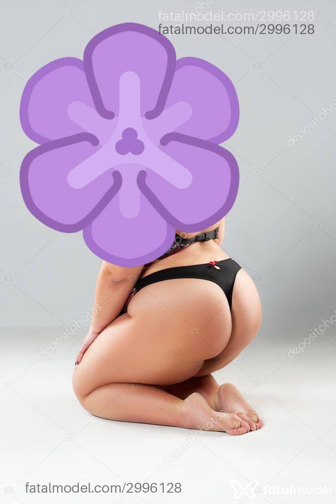 Acompanhante mulher morena (o) de olhos mel em Balneário Camboriú - Bela