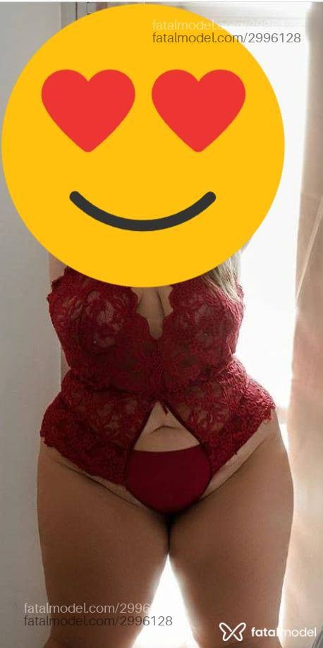 Acompanhante mulher morena (o) de olhos mel em Balneário Camboriú - Bela