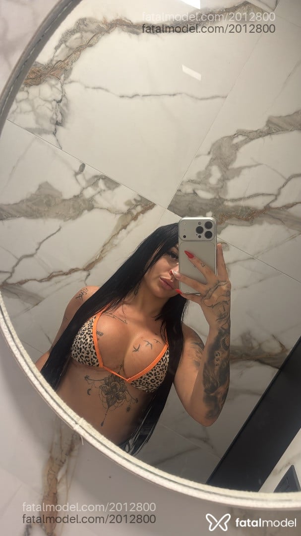 Acompanhante mulher morena (o) de olhos castanhos em Suzano - Bela