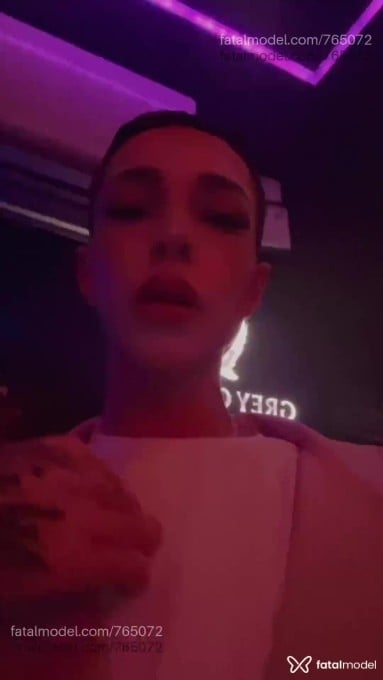 Acompanhante mulher trans morena (o) de olhos mel em Tubarão Acompanhante mulher trans morena (o) de olhos mel em Tubarão - Manuuh