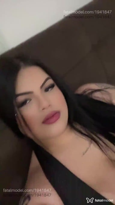 Acompanhante mulher com cabelo castanho de olhos castanhos em Blumenau Acompanhante mulher com cabelo castanho de olhos castanhos em Blumenau - Pantera