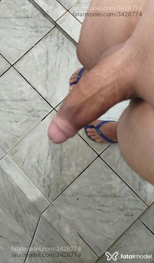 Acompanhante homem com cabelo castanho de olhos castanhos em Ponta Grossa - Vinicius