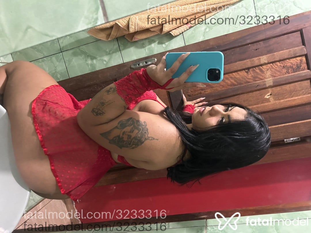 Acompanhante mulher morena (o) de olhos castanhos em Campo Novo do Parecis - Bruna