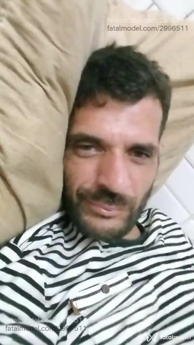 Acompanhante homem com cabelo castanho de olhos verdes em São Paulo - Máximo