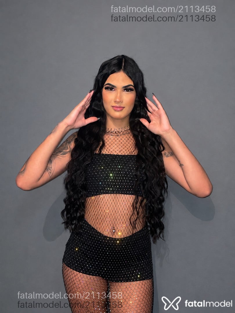 Acompanhante mulher trans morena (o) de olhos pretos em Rio de Janeiro - Millena