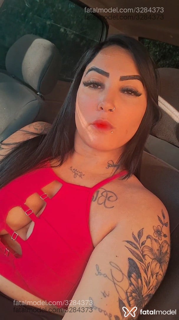 Acompanhante mulher morena (o) de olhos castanhos - Morena Rosy Acompanhante mulher morena (o) de olhos castanhos - Morena Rosy